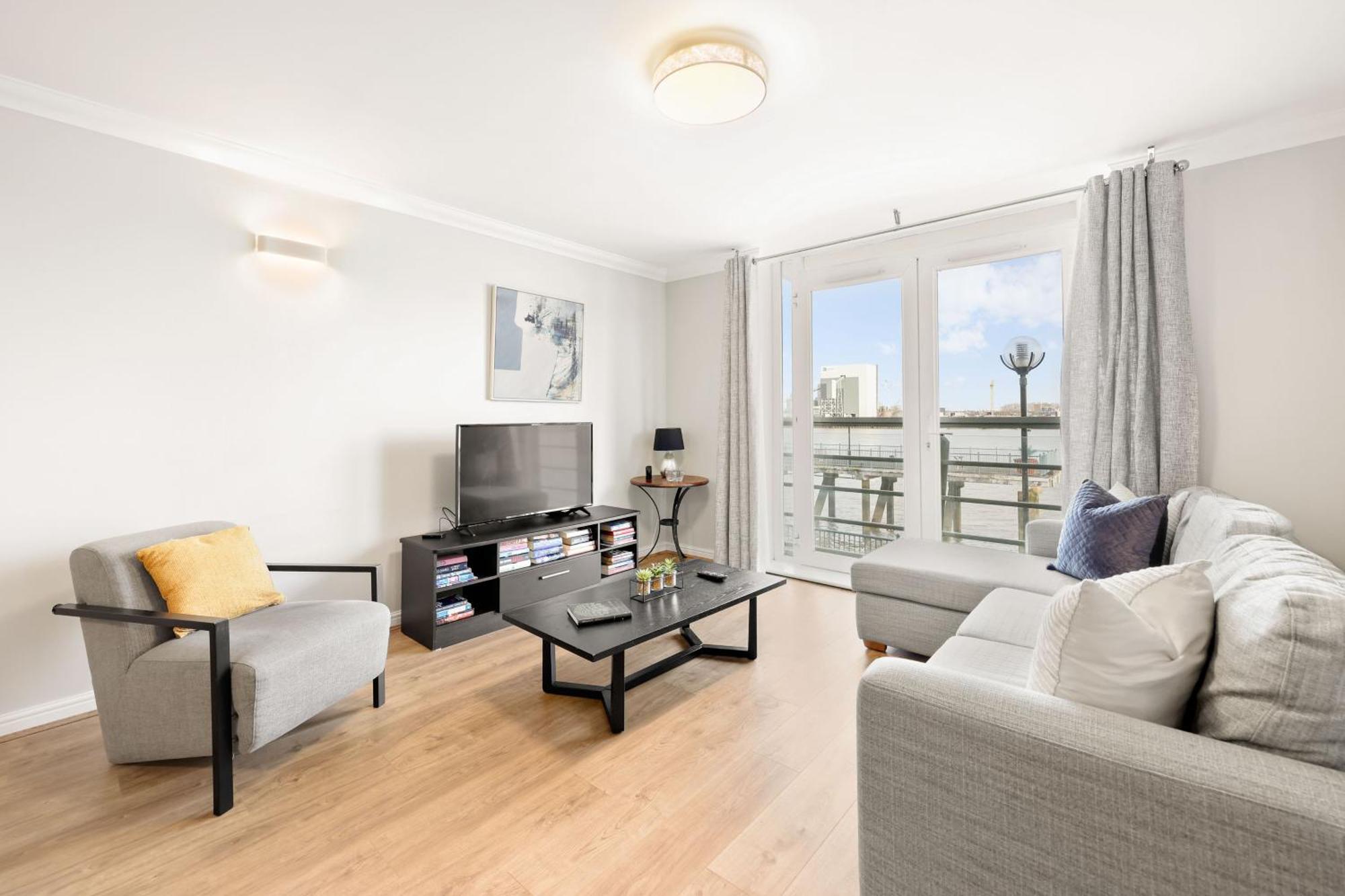 2 Bedroom Short Term & Flexible Renting Canary Wharf With Free Parking And Free Wifi Londra