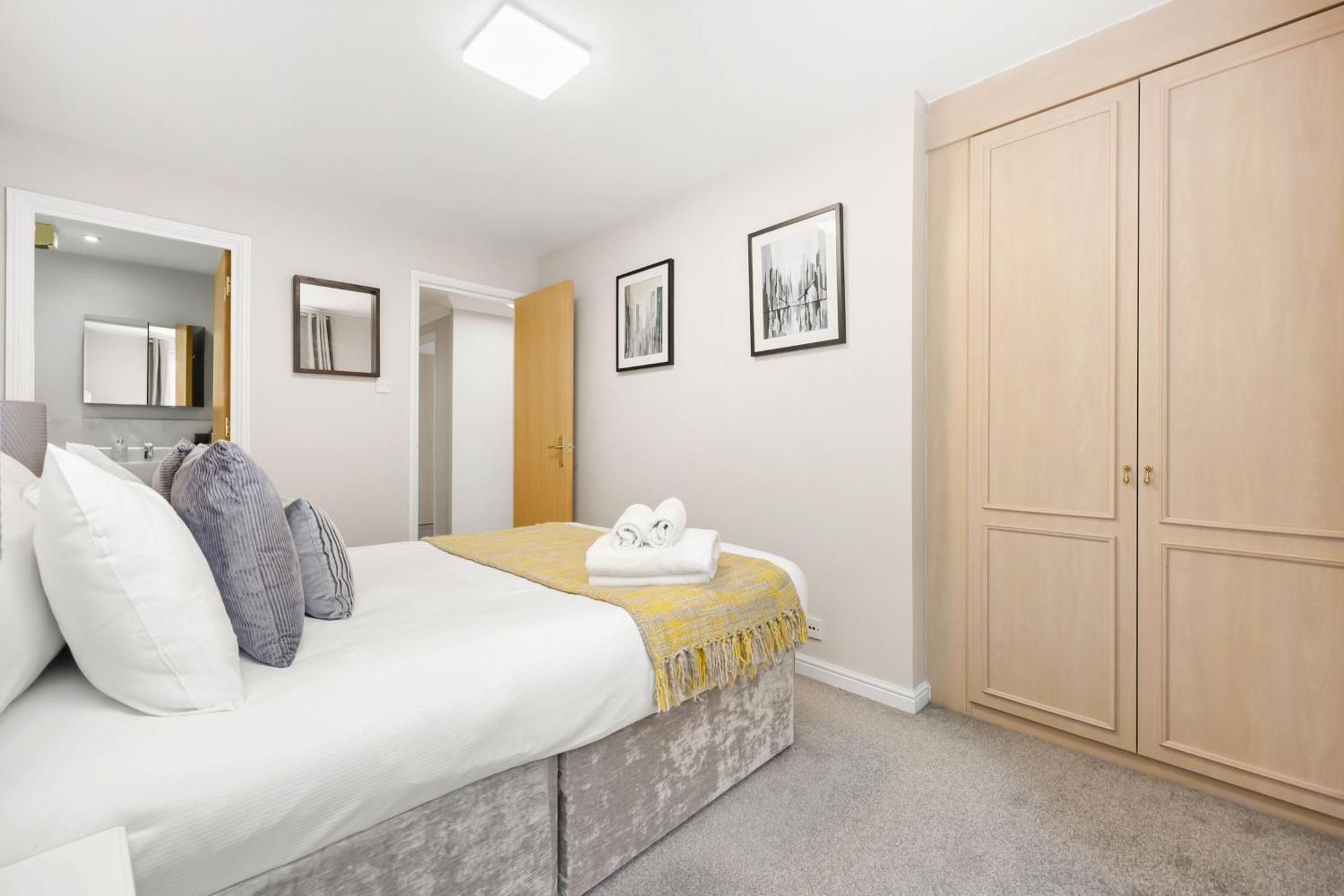Appartamento 2 Bedroom Short Term & Flexible Renting Canary Wharf With Free Parking And Free Wifi *