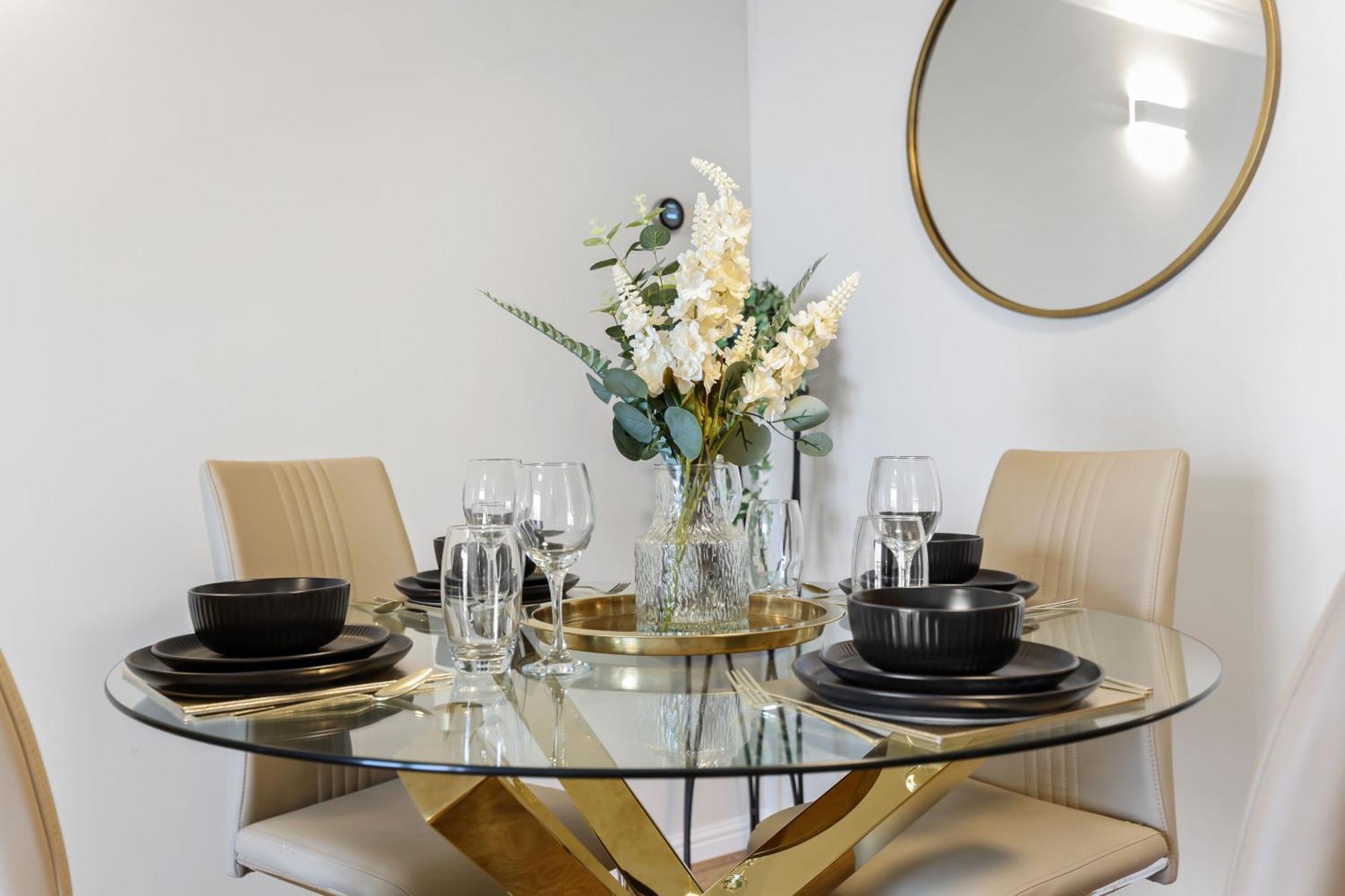 Appartamento 2 Bedroom Short Term & Flexible Renting Canary Wharf With Free Parking And Free Wifi Londra